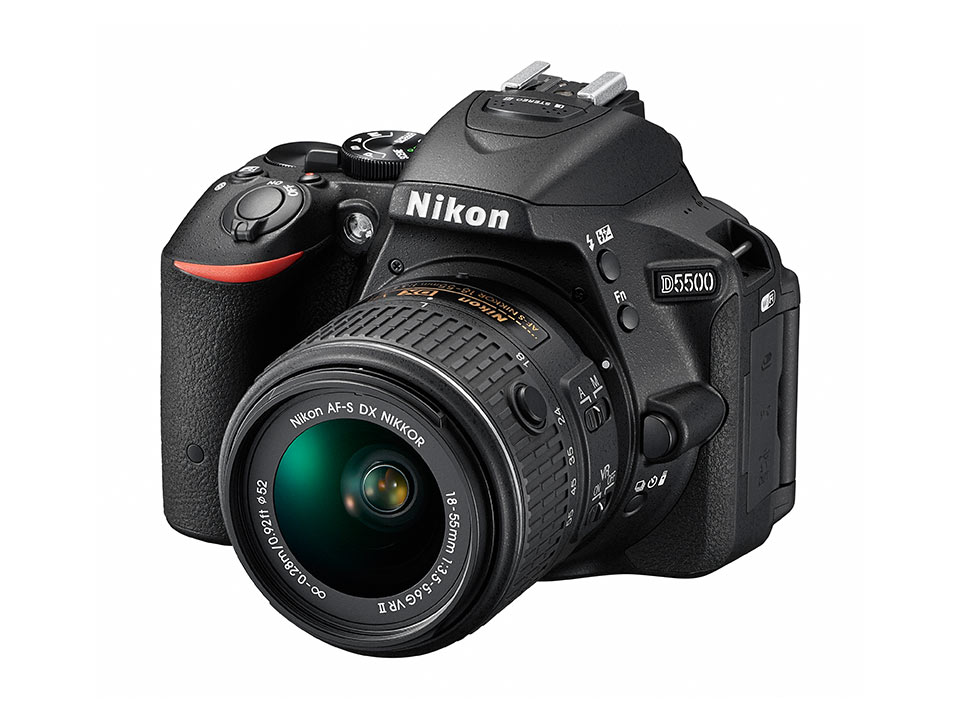 初心者向けにお勧めのカメラ D5500 ダブルズームレンズキット 評価と感想。