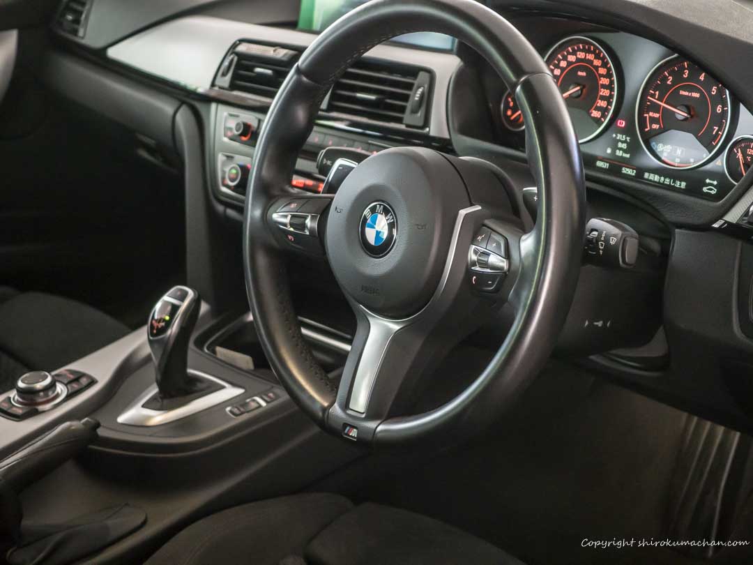 BMW 3 Series 328i Interior