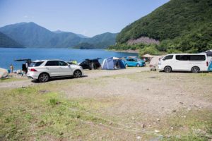 motosu-lake-side-auto camp-site