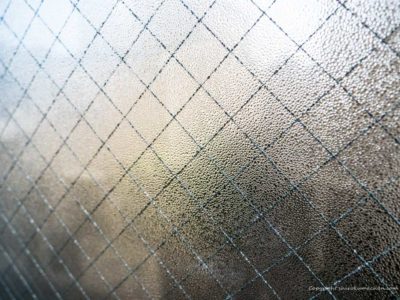 窓の結露の原因と対策